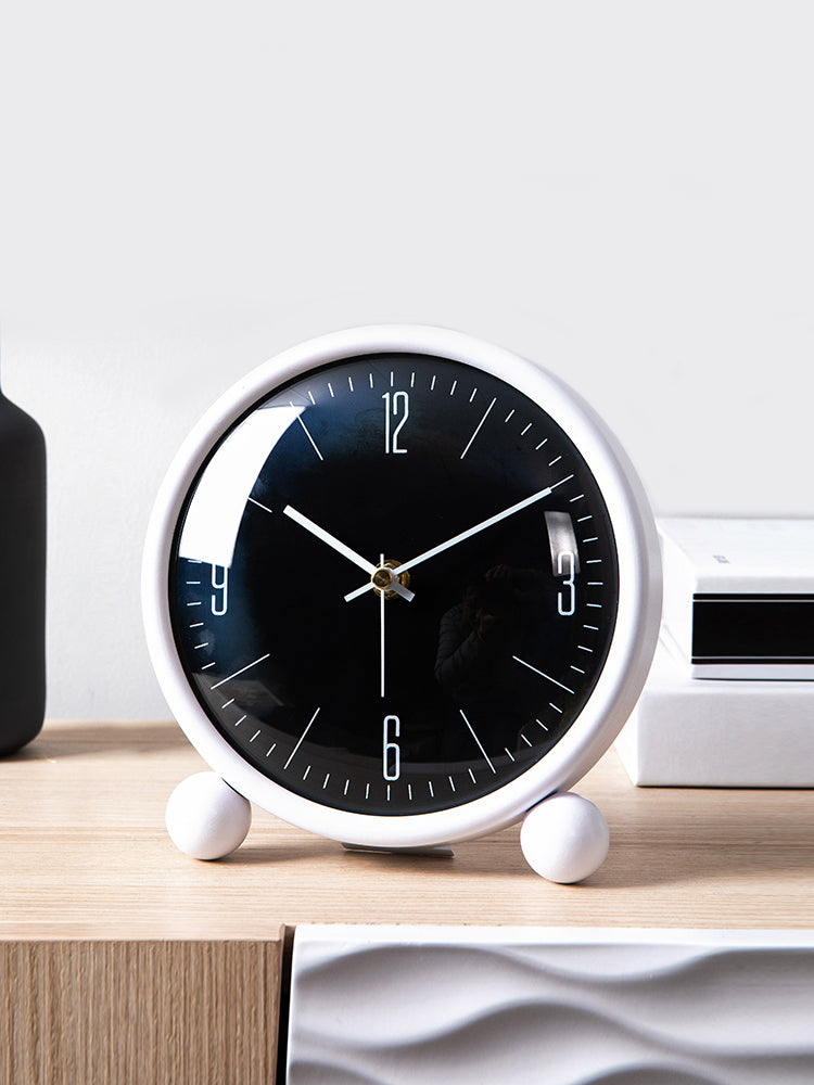 Modern & Minimalist Desk Clock